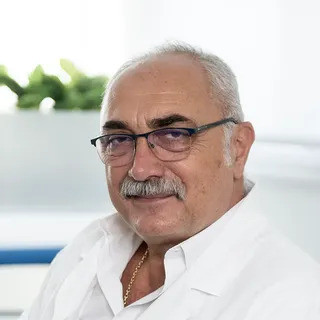 Dr. Hadjiev Janaki